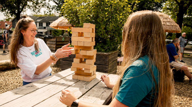 jenga op het wallies terras